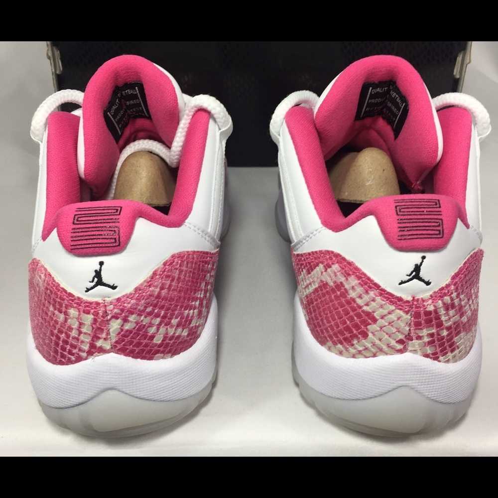 ***SOLD Air Jordan Retro 11 Lows - Picture 5 of 7